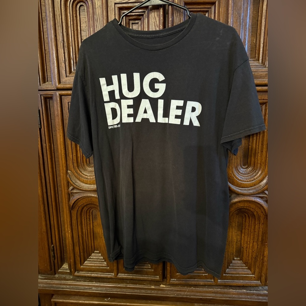 Black 'Hug Dealer' Graphic T-Shirt